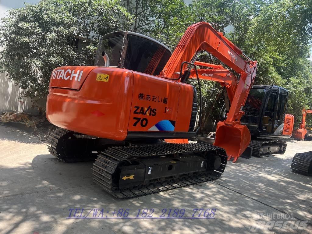 Hitachi ZX70 Средни екскаватори 7т - 12т