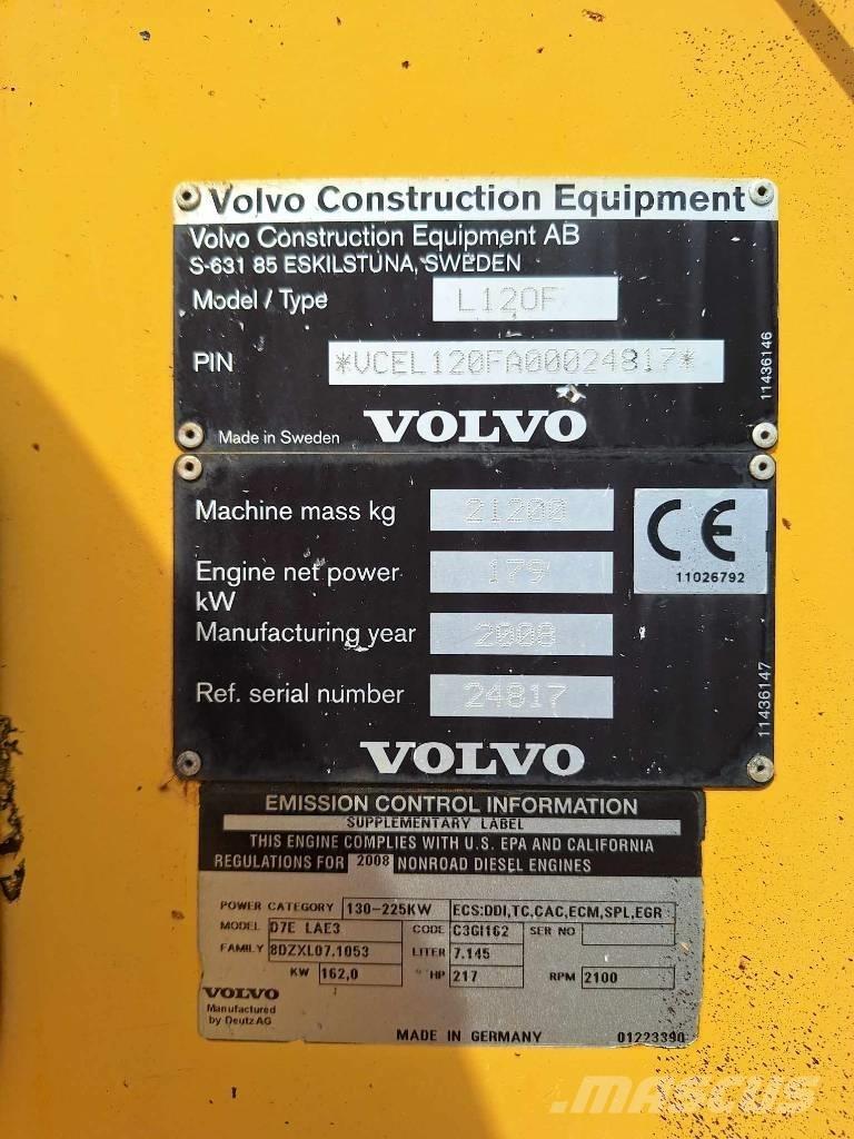 Volvo L 120 F Колесни товарачи