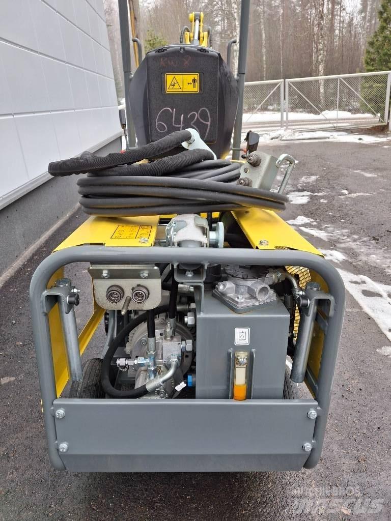 Wacker Neuson 803 Мини екскаватори < 7 т