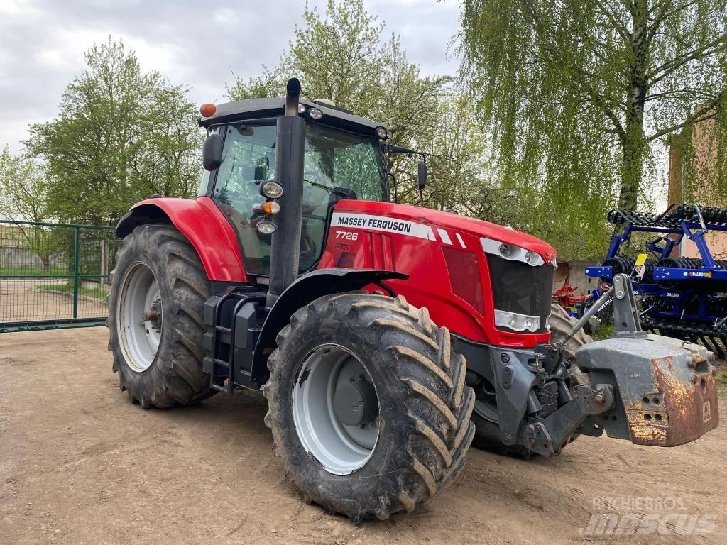 Massey Ferguson 7726 Трактори