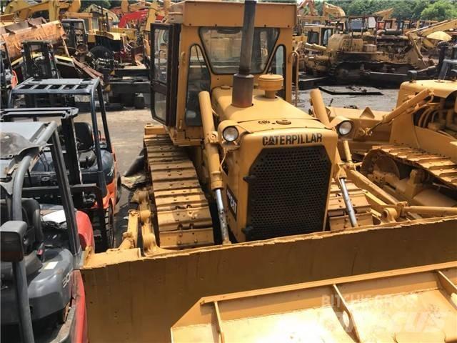 CAT D 6 D Верижни булдозери
