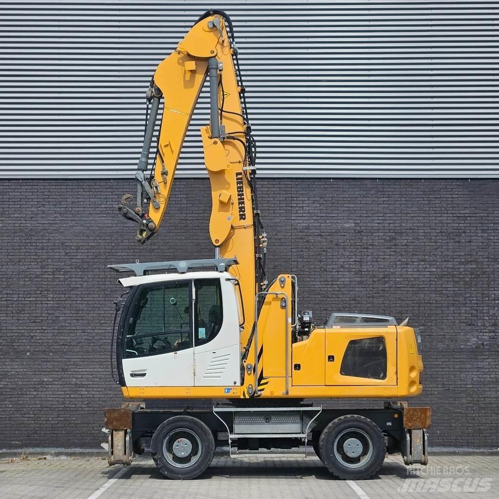 Liebherr LH22 Оператори на отпадъци/индустрия
