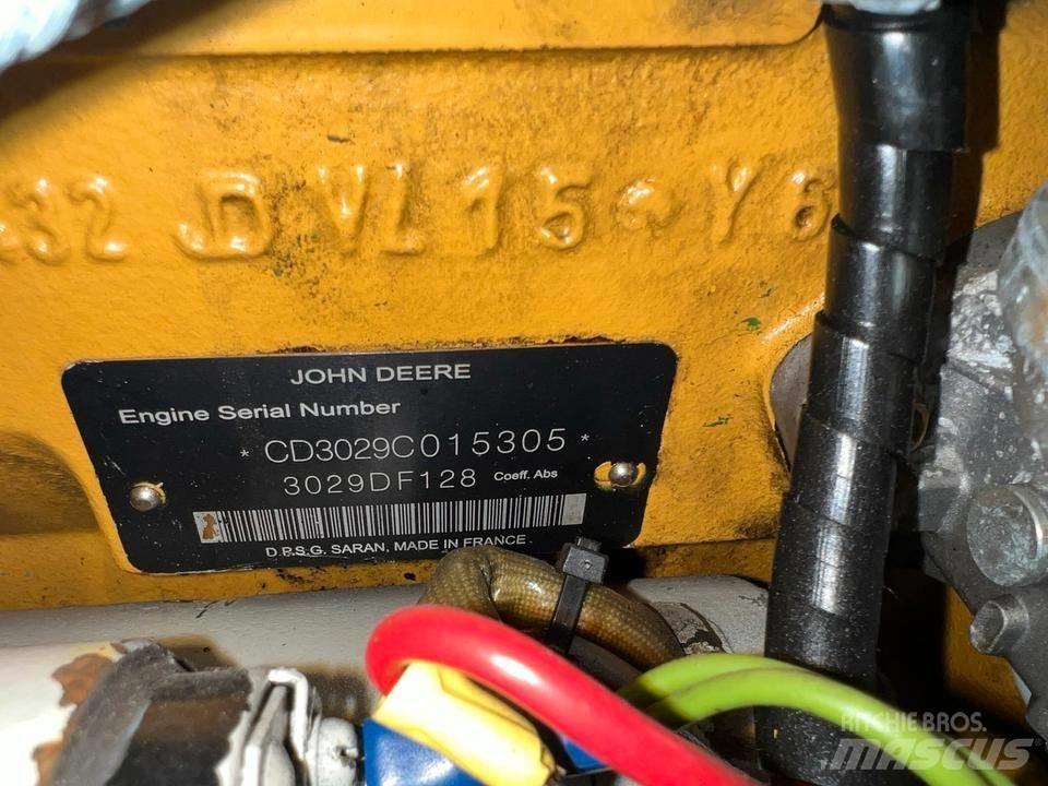 2x John Deere 25 KVA Дизелови генератори
