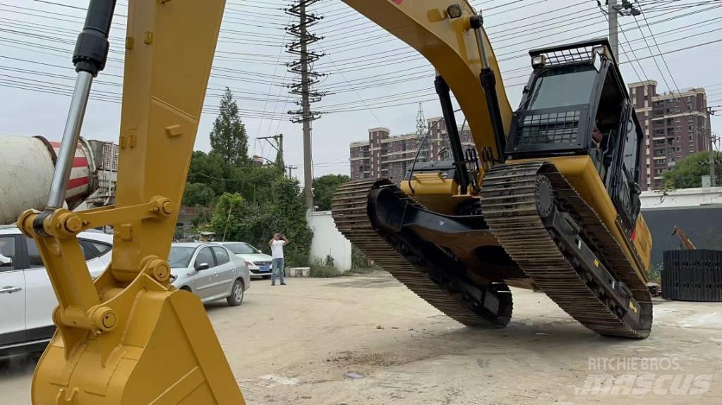 CAT 320 D Верижен екскаватор