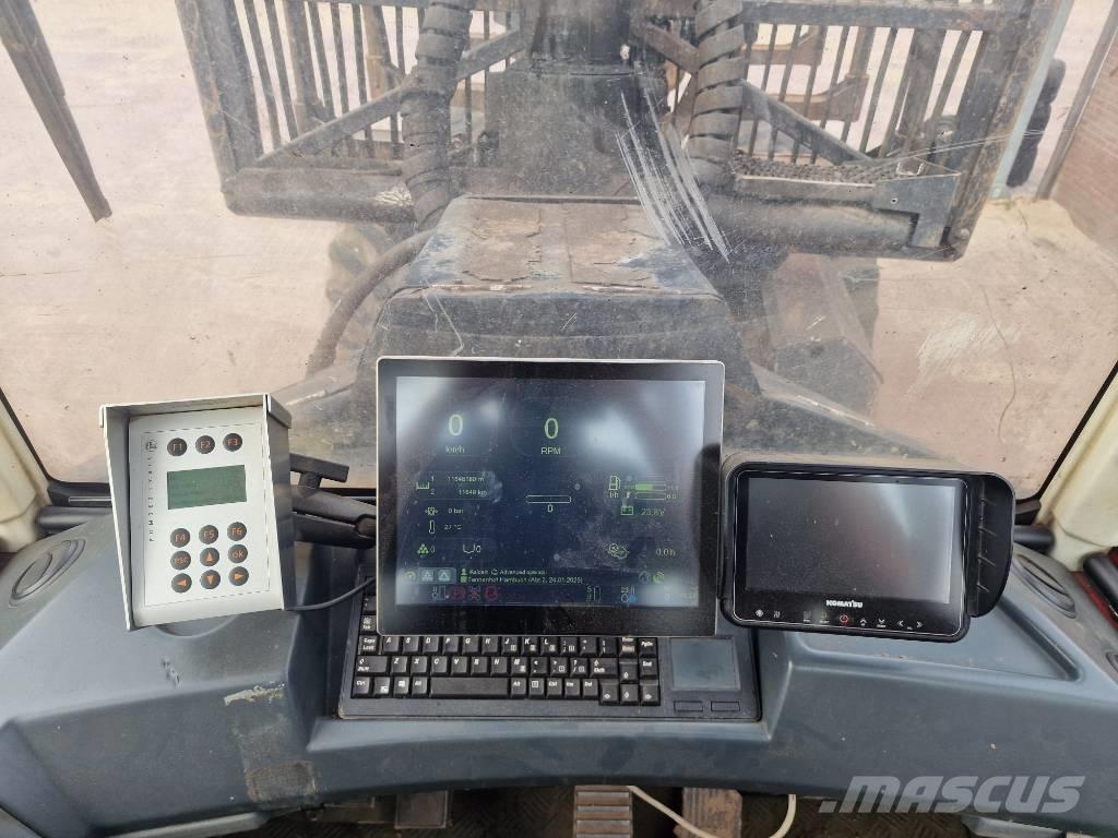 Komatsu 855 Форуардери