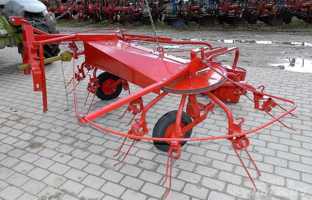 JF 320 Гребла и сенообръщачки