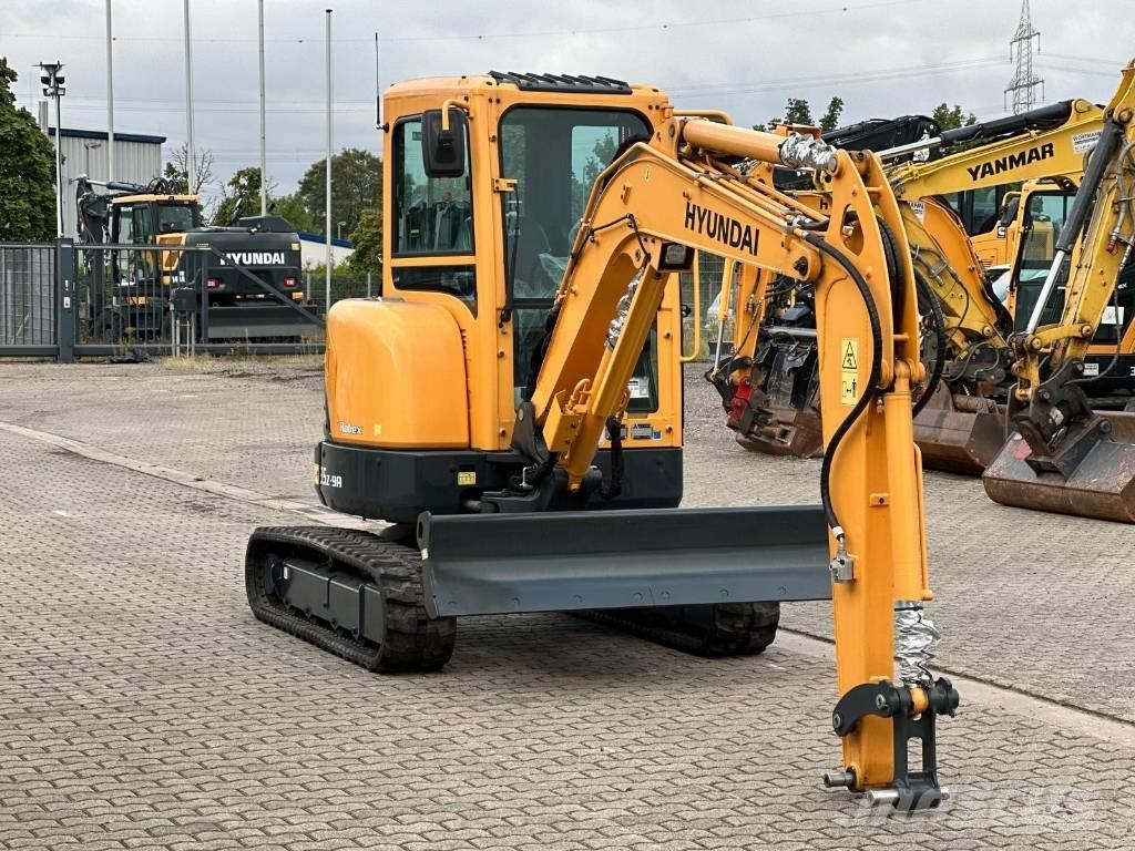 Hyundai R35Z 9A Мини екскаватори < 7 т