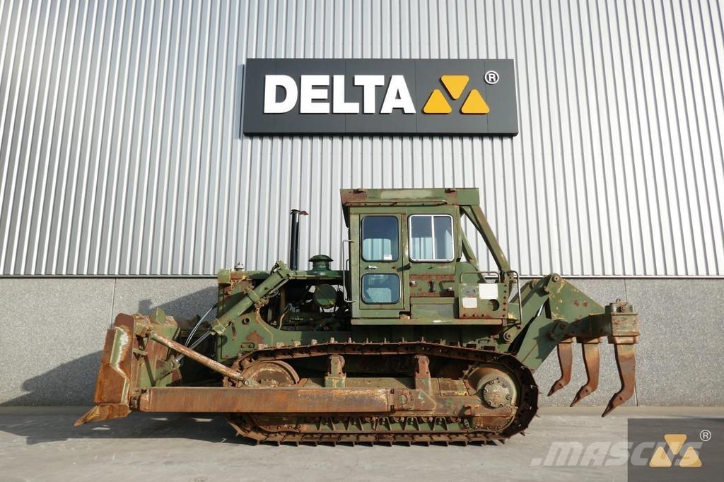 CAT D7G Ex-army Верижни булдозери

