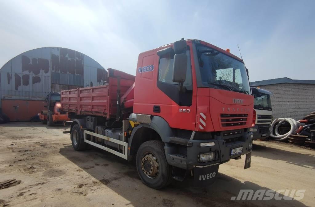 Iveco Trakker 380 Самосвал