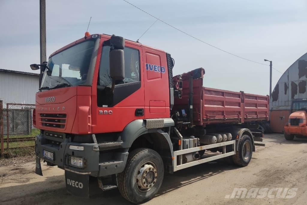 Iveco Trakker 380 Самосвал