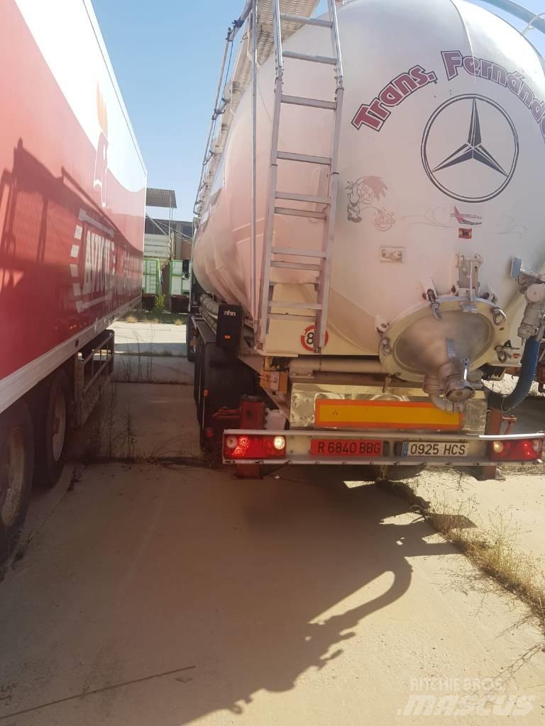 Fruehauf BENALU TC34 Полуремаркета цистерни
