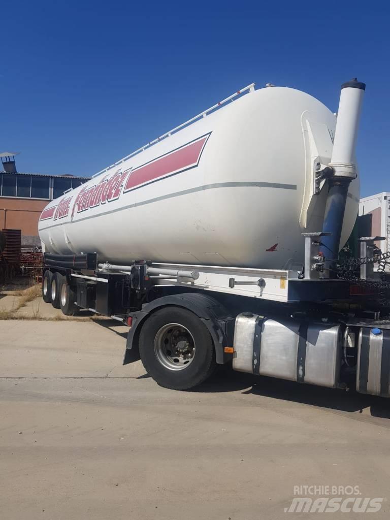 Fruehauf BENALU TC34 Полуремаркета цистерни
