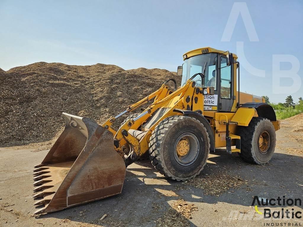 JCB 426 HT Колесни товарачи