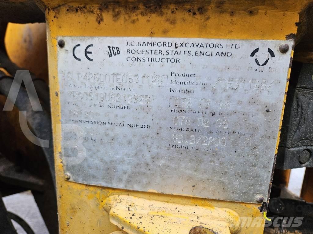 JCB 426 HT Колесни товарачи