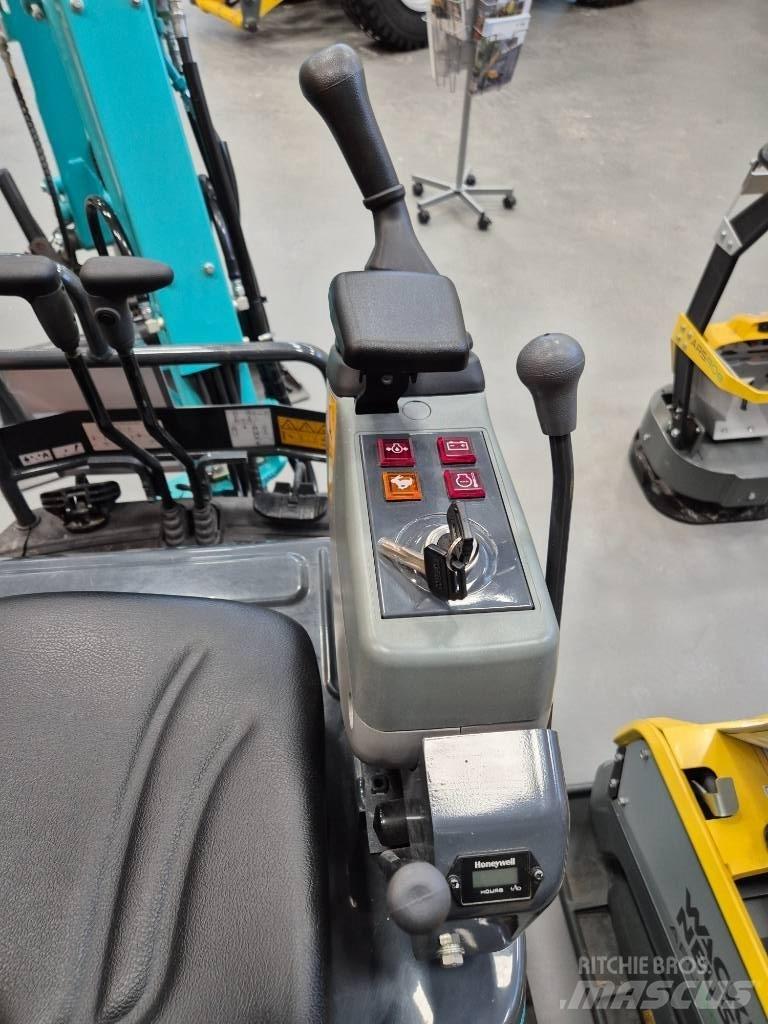 Kobelco SK 10 SR Мини екскаватори < 7 т