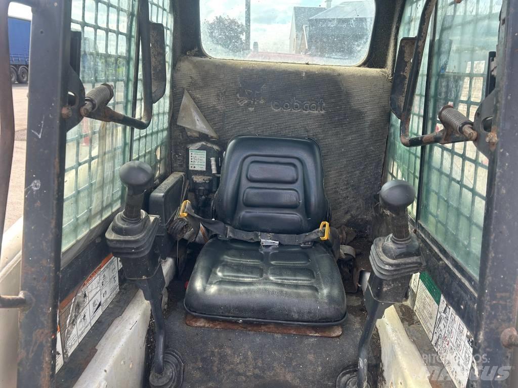 Bobcat 763 Мини товарачи
