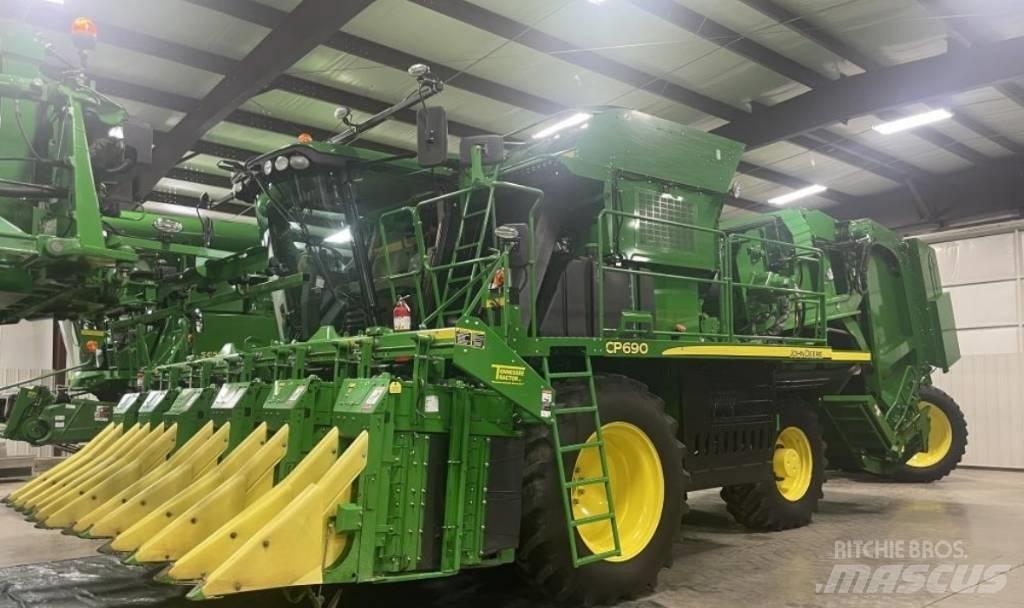 John Deere CP690 Друга техника за жънене на фураж