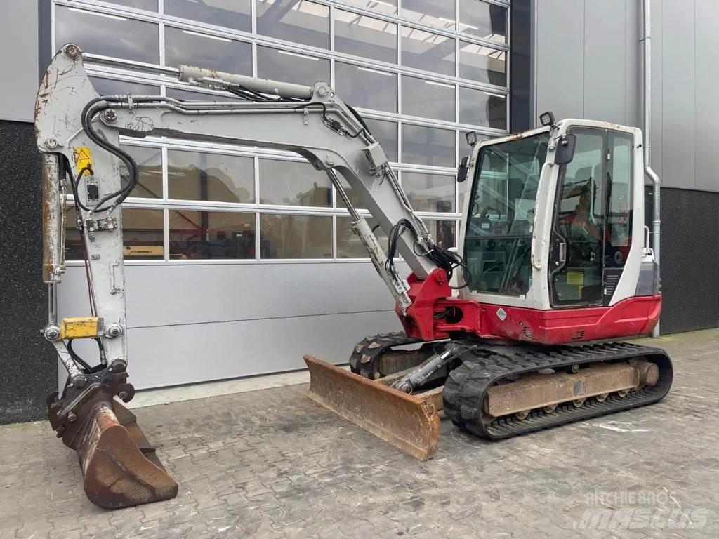 Takeuchi TB250 Мини екскаватори < 7 т