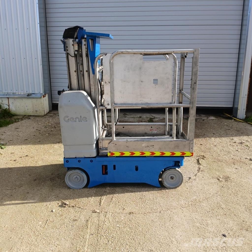 Genie GR 15 Компактни самоходни стрелови подемници
