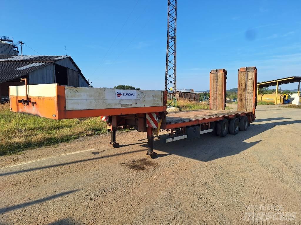  Zrůst N25.31-Z01 Нискотоварни полуремаркета
