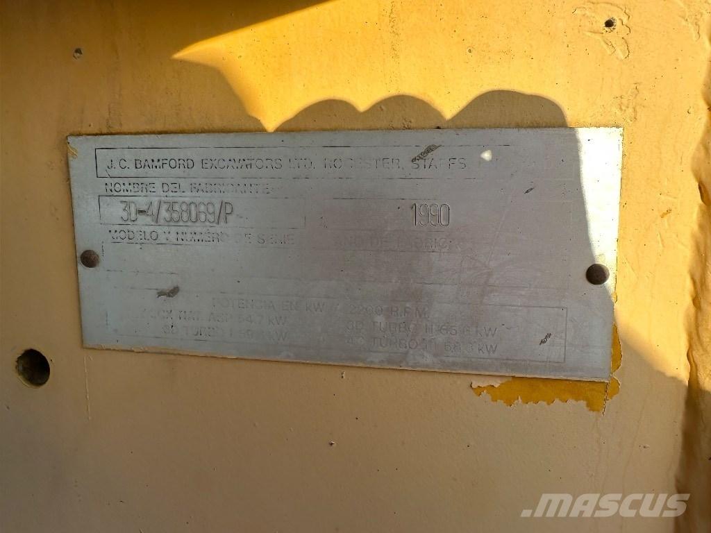 JCB 3 D Товарач със заден ексватор