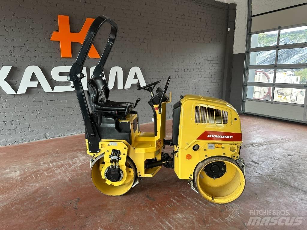 Dynapac CC 900 S Двойни барабанни ролки
