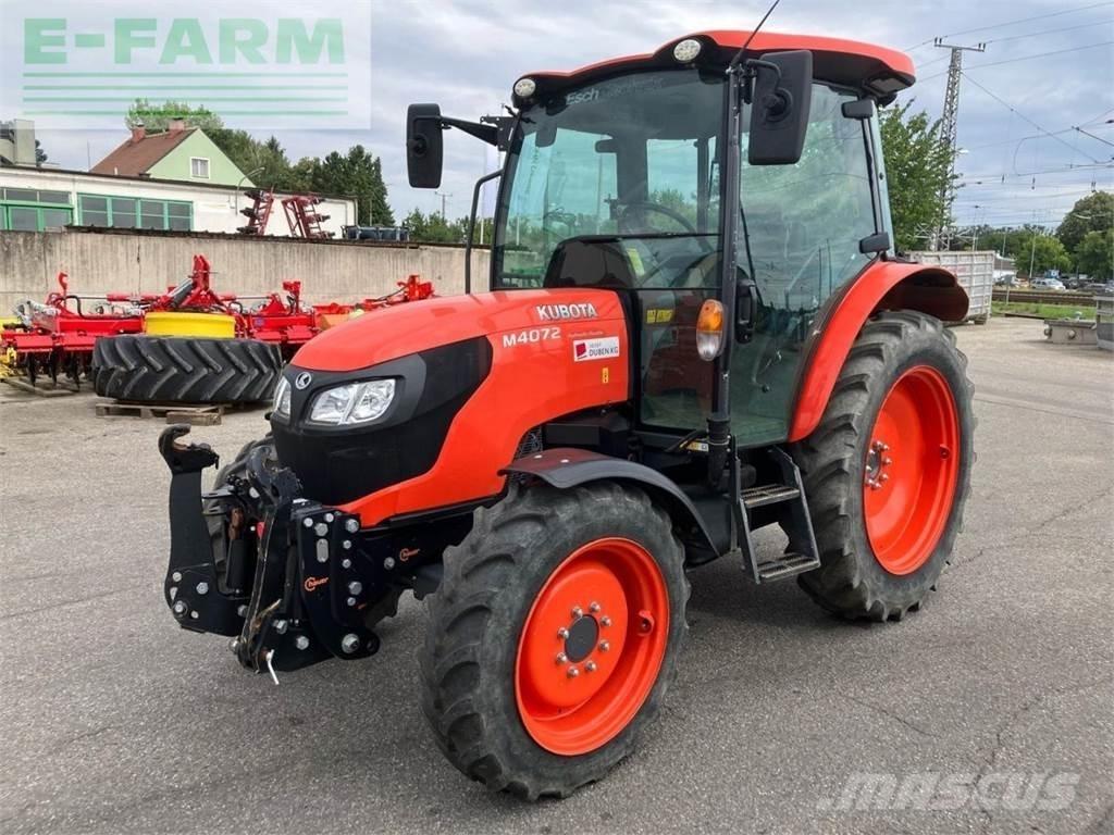 Kubota M4072 Трактори