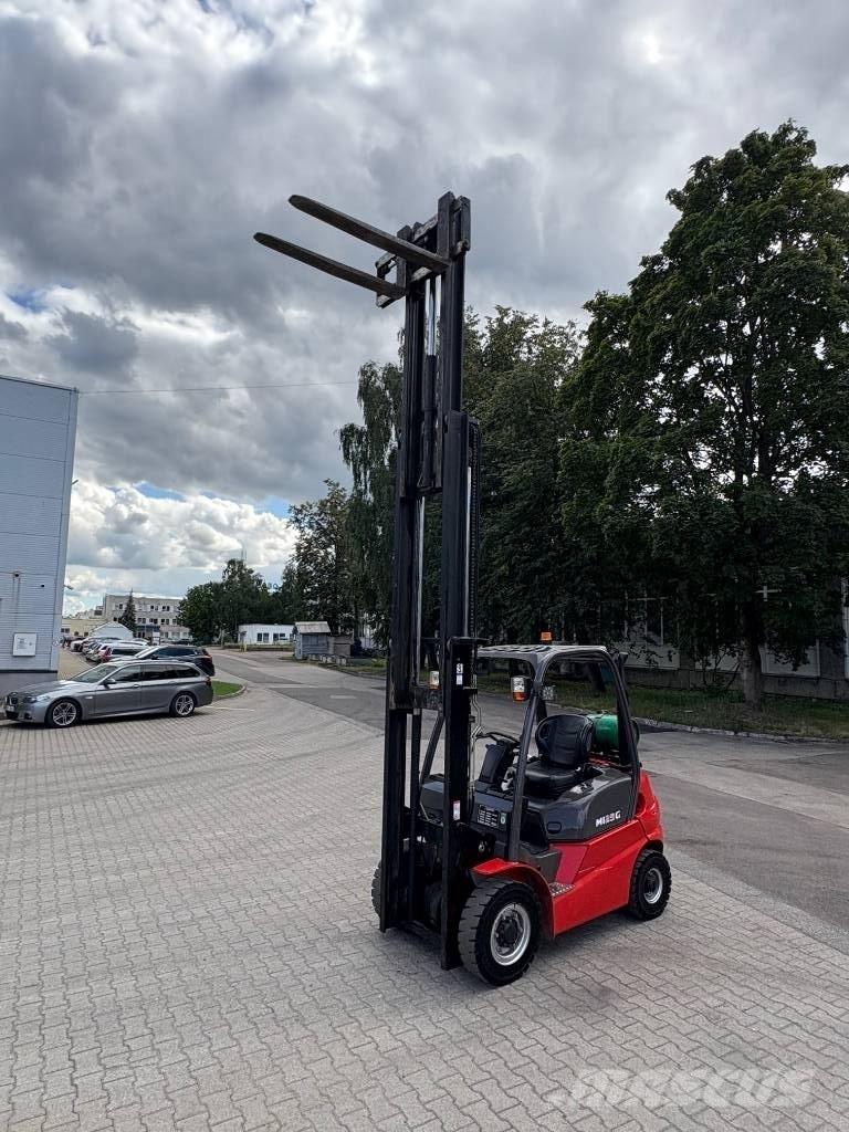 Manitou MI 25 G Камиони с АГУ
