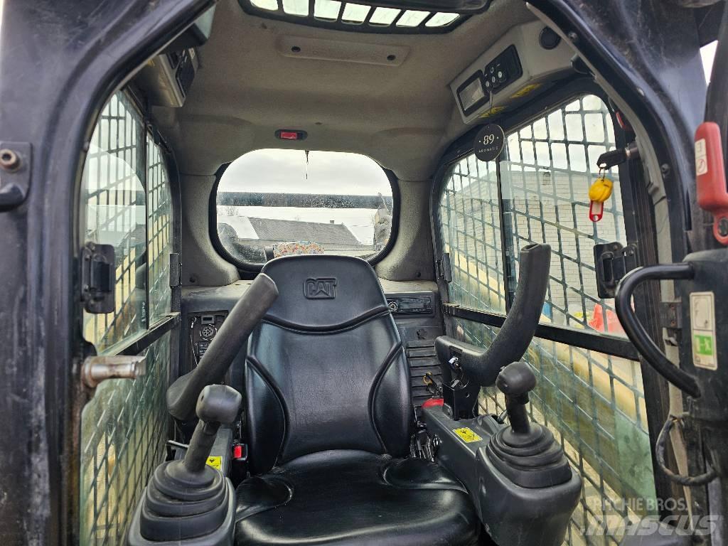 CAT 289 D Мини товарачи
