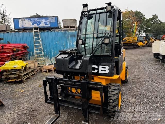 JCB T 35 Телескопични товарачи
