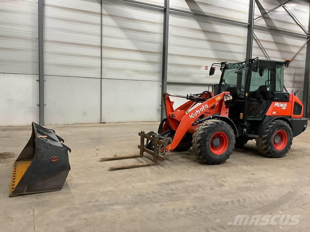 Kubota R 065 Колесни товарачи