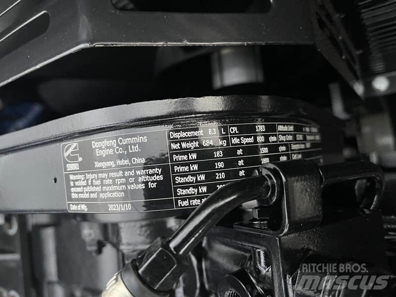 Cummins 220 kVA Дизелови генератори
