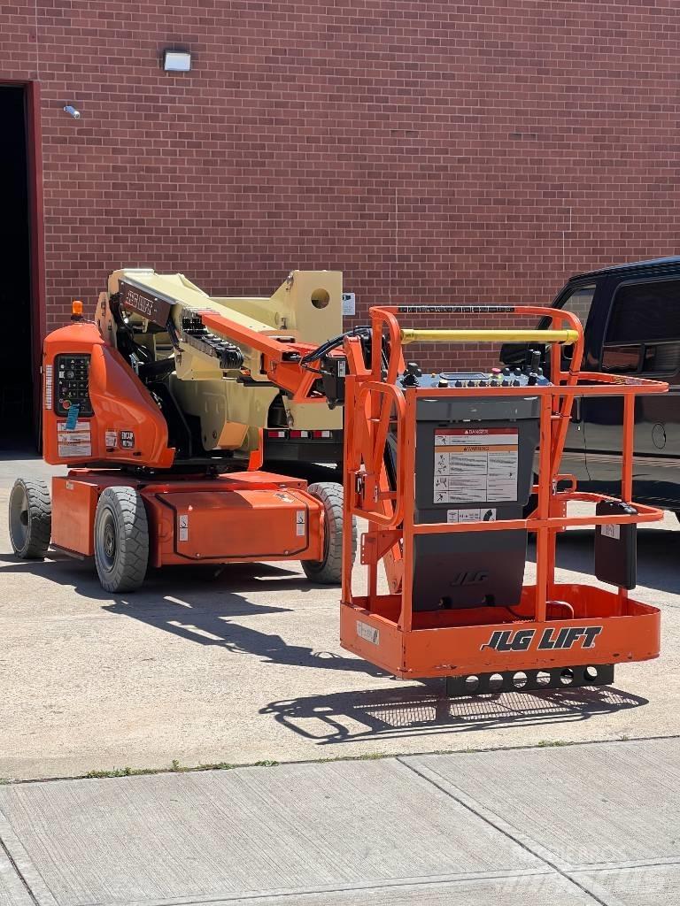 JLG E 400 AJPN Съчленени стрелови подемници
