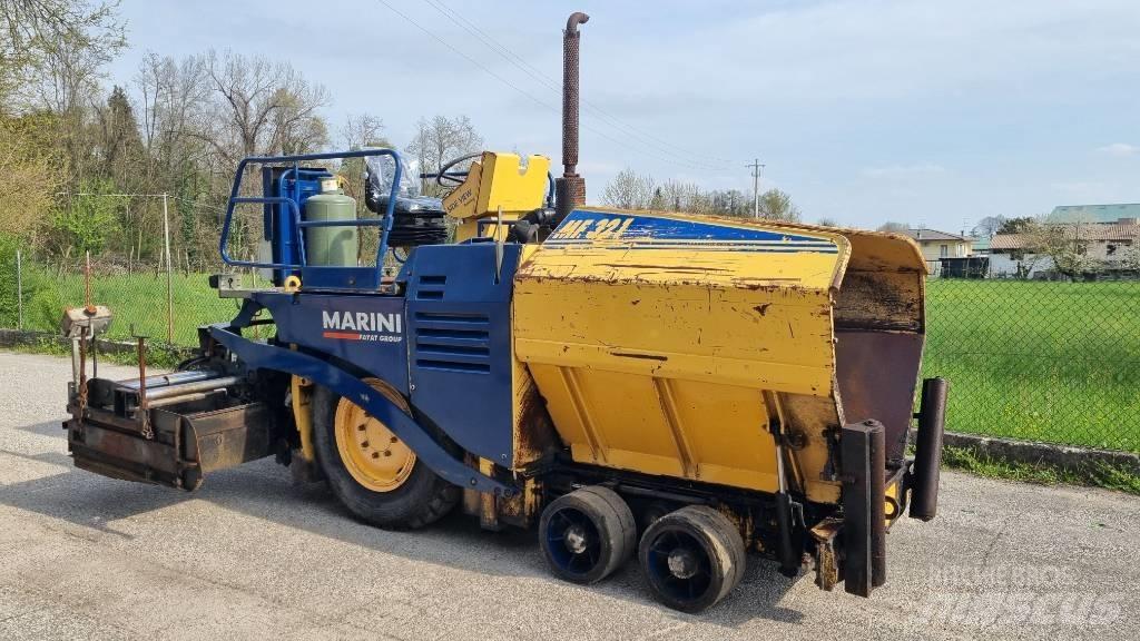 Marini MF 322 Машини за асфалт