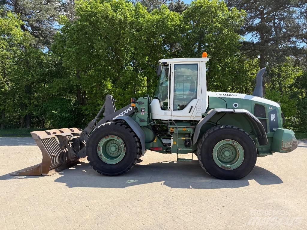 Volvo L 90 G Колесни товарачи
