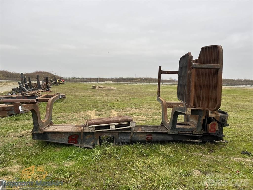 John Deere 1210E Други компоненти