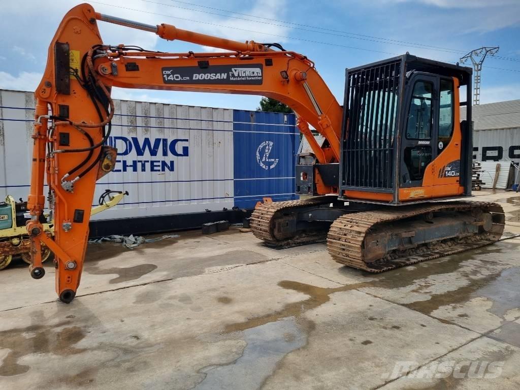 Doosan DX 140 LCR Екскаватори
