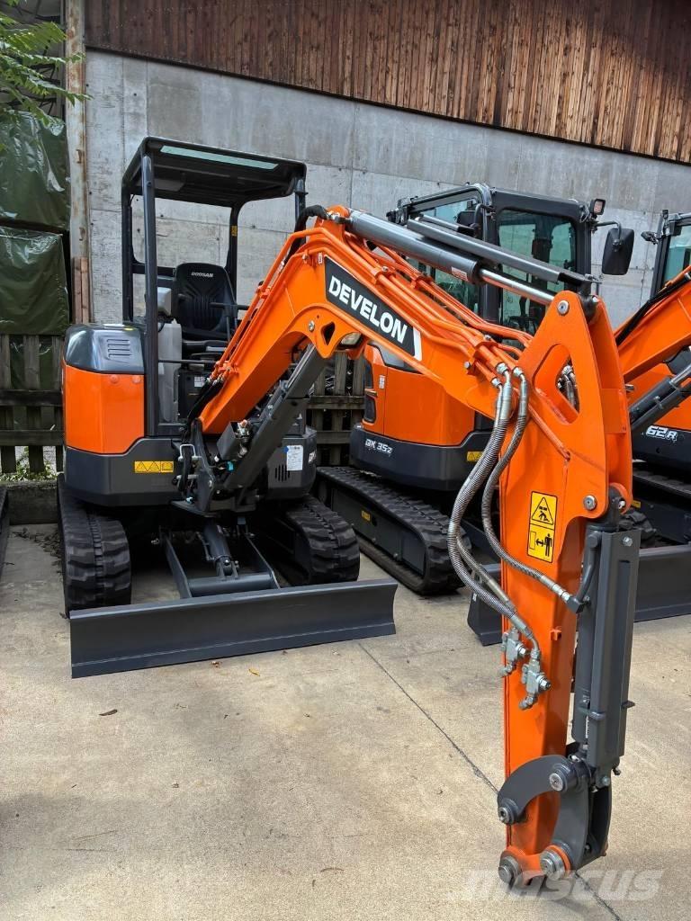 Develon DX 27 Z-7 Мини екскаватори < 7 т