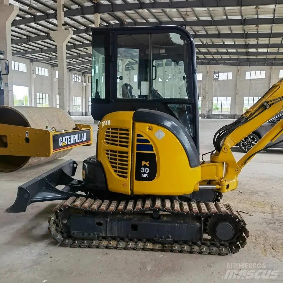 Komatsu PC30 Мини екскаватори < 7 т