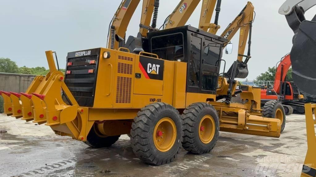 CAT 140K Грейдери