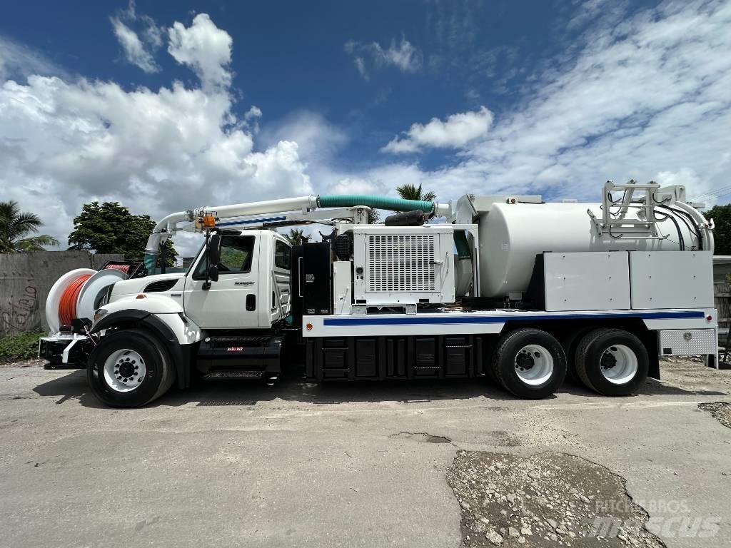 International 7400 Комби / вакуум камиони
