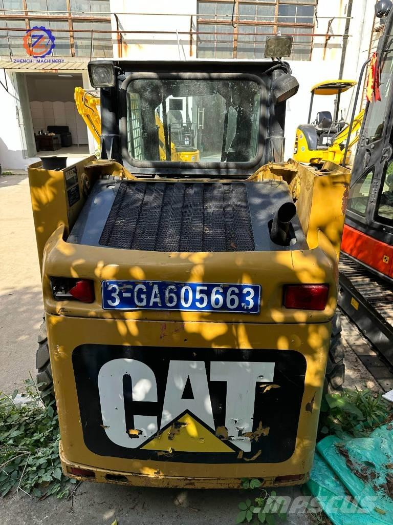 CAT 226 B Мини товарачи

