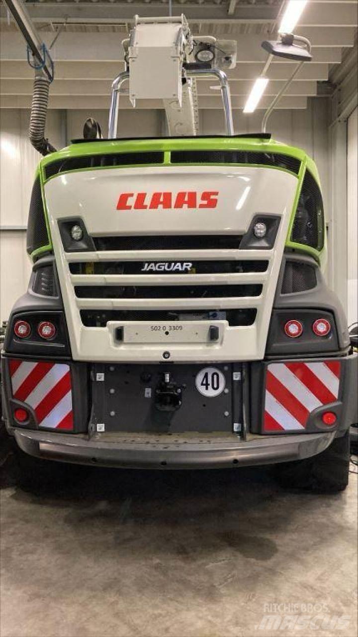 CLAAS Jaguar 990 Самоходни фуражири