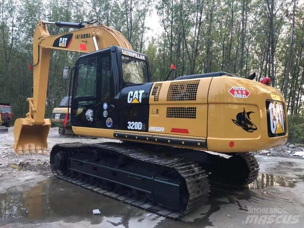 CAT 320D2 Верижен екскаватор
