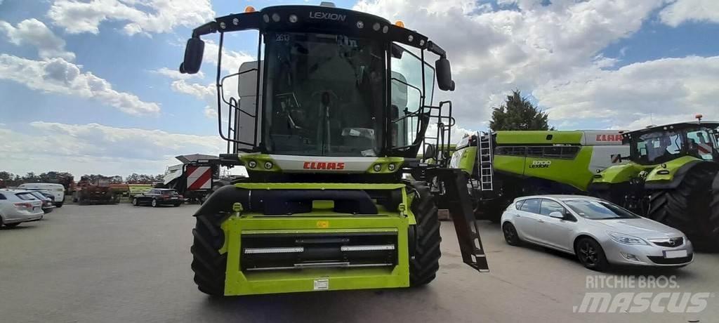 CLAAS LEXION 6800 Комбайни