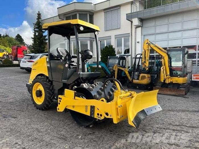 Bomag BW 124 PDH-5 Други машини за оран и аксесоари