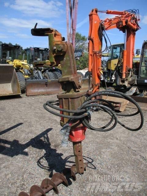Atlas 1004  Bohrgerät Колесни екскаватори
