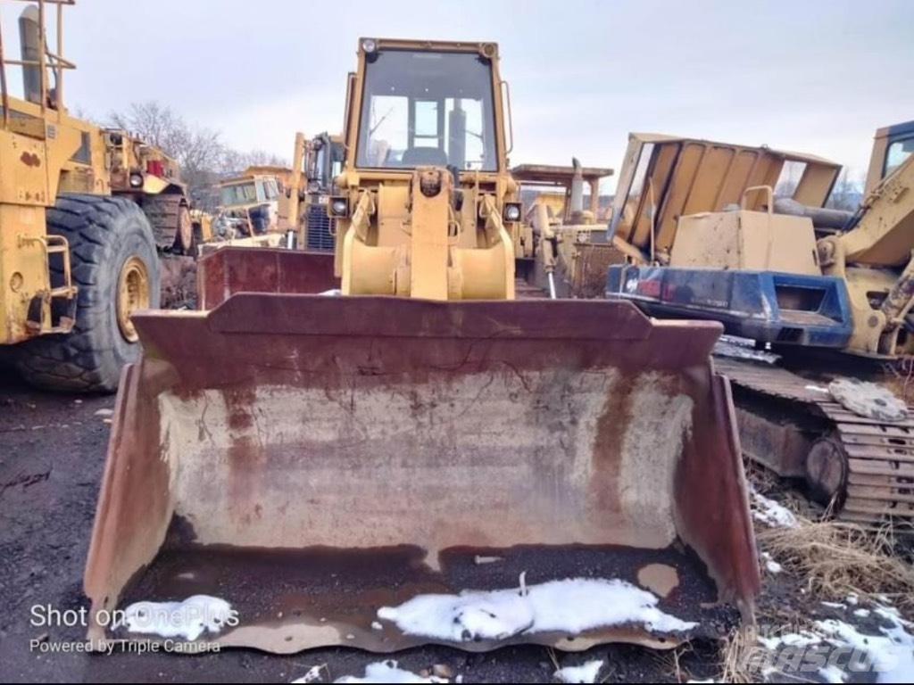 CAT 963 Верижен товарач