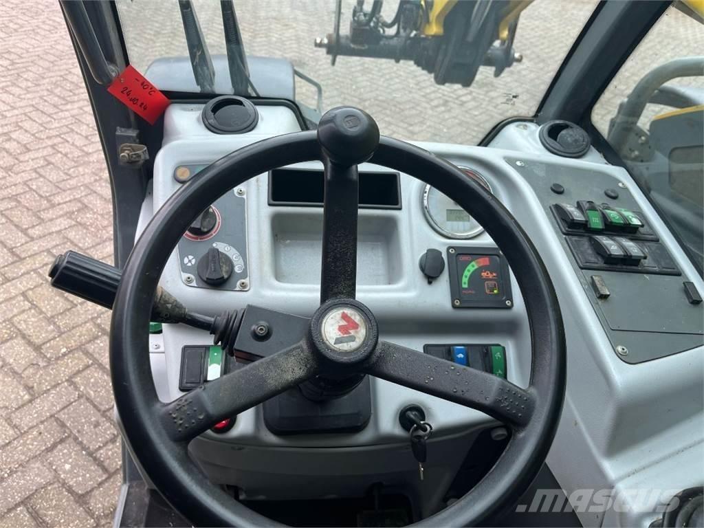 Kramer 2506 Телескопични товарачи