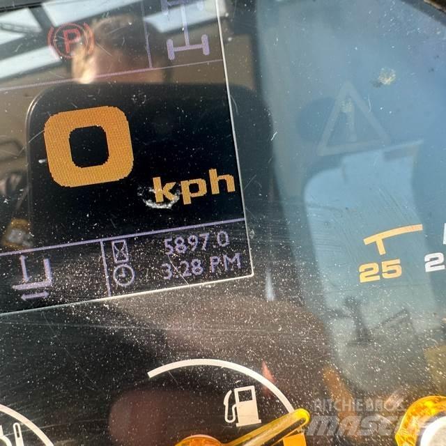 JCB 540-140 Телескопични товарачи